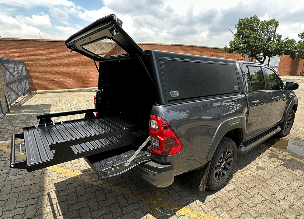 Toyota Hilux Invincible DC Loadslider