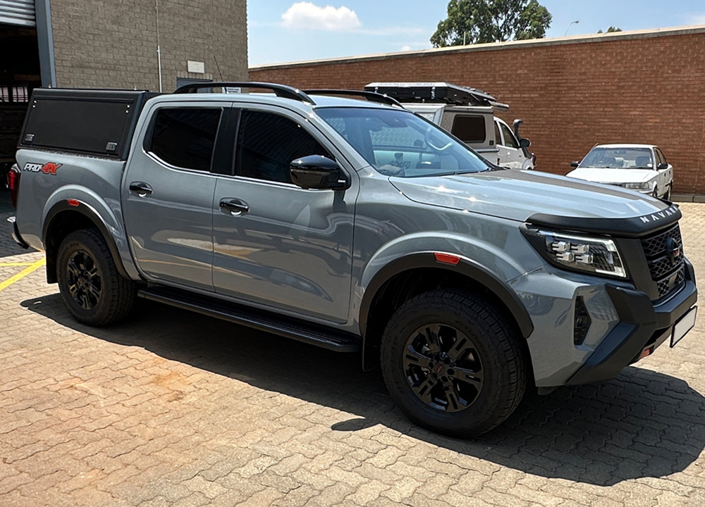 Mid Range Nissan Navara D23 Double Cab Hardtop Canopy - GZ Aluminium Canopies