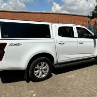 Mid Range Isuzu D-Max New Gen Double Cab Hardtop Canopy - GZ Aluminium Canopies thumbnail
